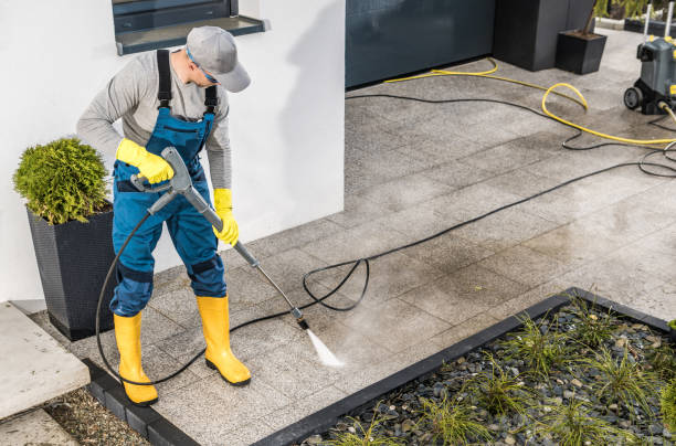 Why Choose Our Certified Pressure Washing Experts for Your Project Needs in Moulton, AL?